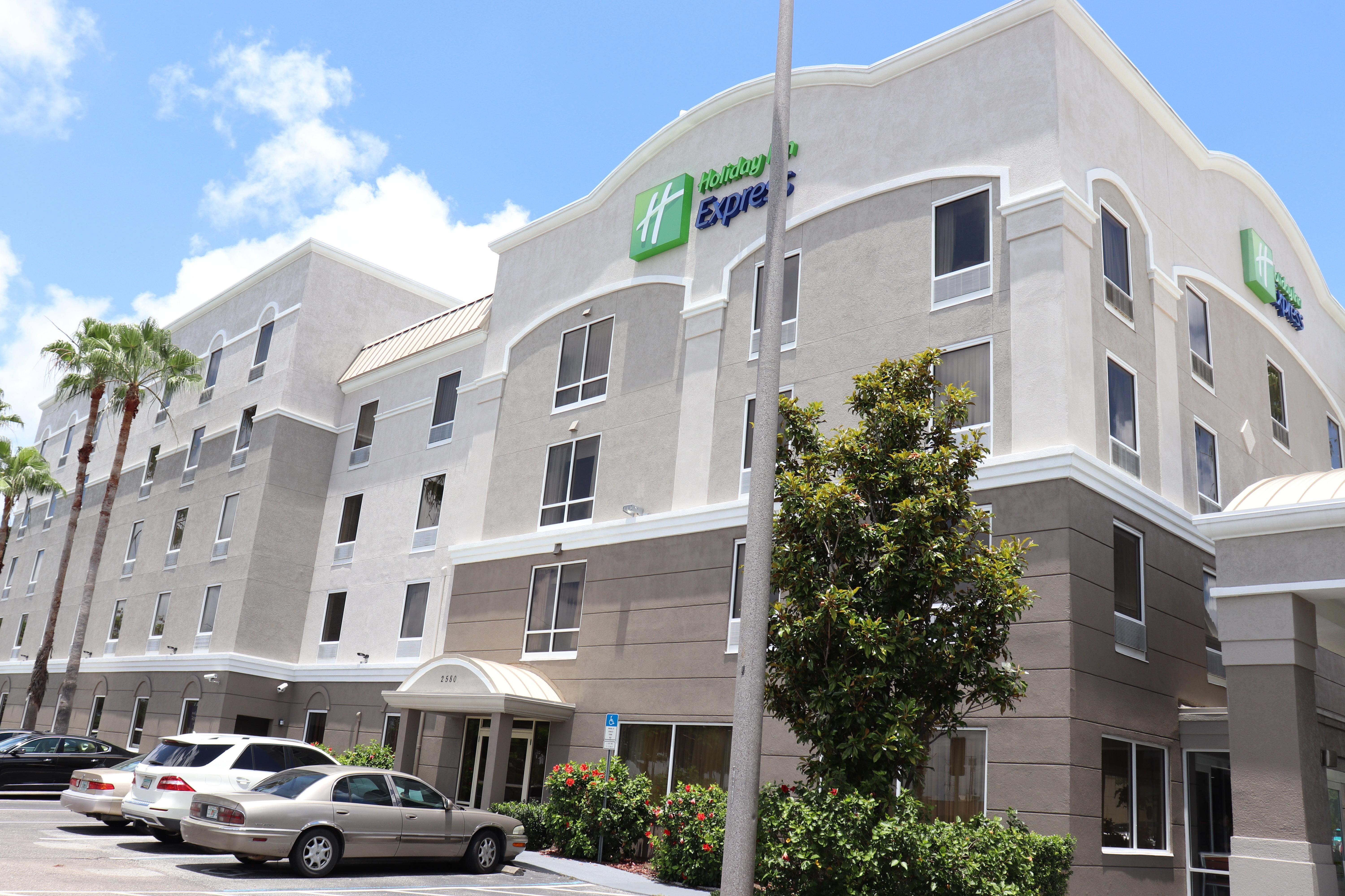 Holiday Inn Express Hotel & Suites Clearwater Us 19 North By Ihg Luaran gambar